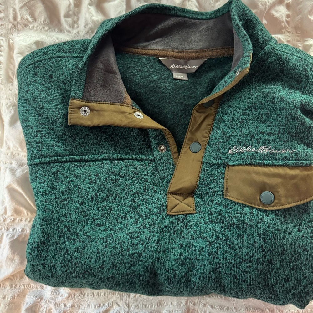 Quarter button up men’s fleece in M